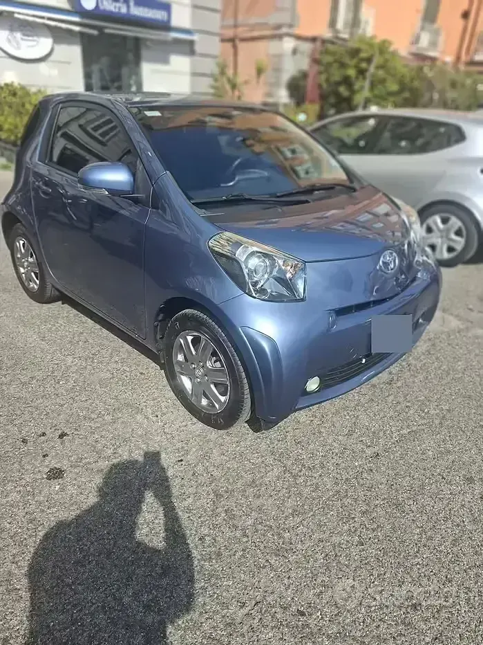 Usata Toyota iQ 68 CV (50 kW) 2014 Utilitaria