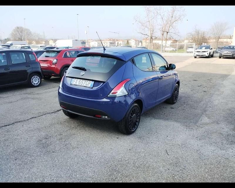 Usata Lancia Ypsilon S 69 CV (50 kW) 2019 Blu Utilitaria