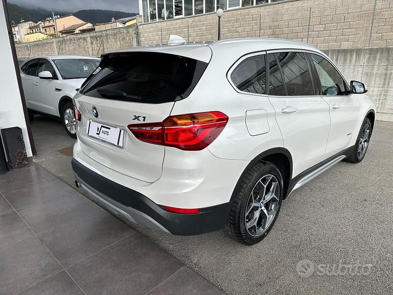 Usata BMW X1 xLine 150 CV (110 kW) 2018 Vernice mineral weiss matallic SUV