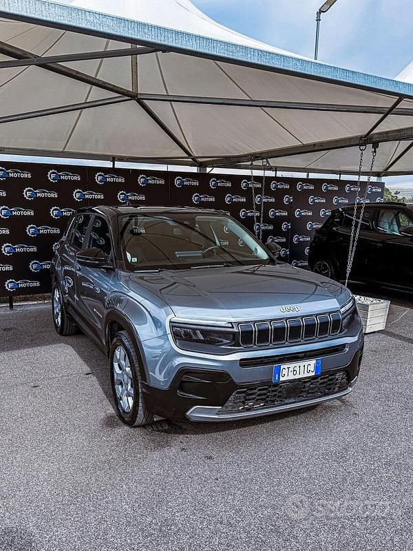 Usata Jeep Avenger Altitude 101 CV (74 kW) 2024 Grigio SUV