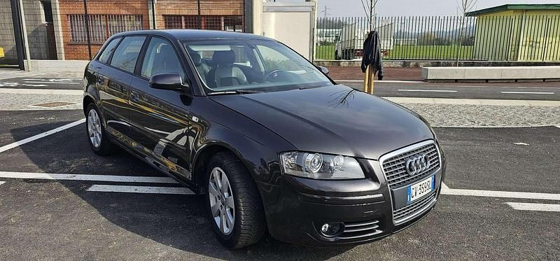 Usata Audi A3 Ambiente 140 CV (102 kW) 2005 Utilitaria