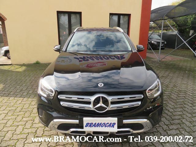 Usata Mercedes GLC300e 194 CV (142 kW) 2021 Nero SUV