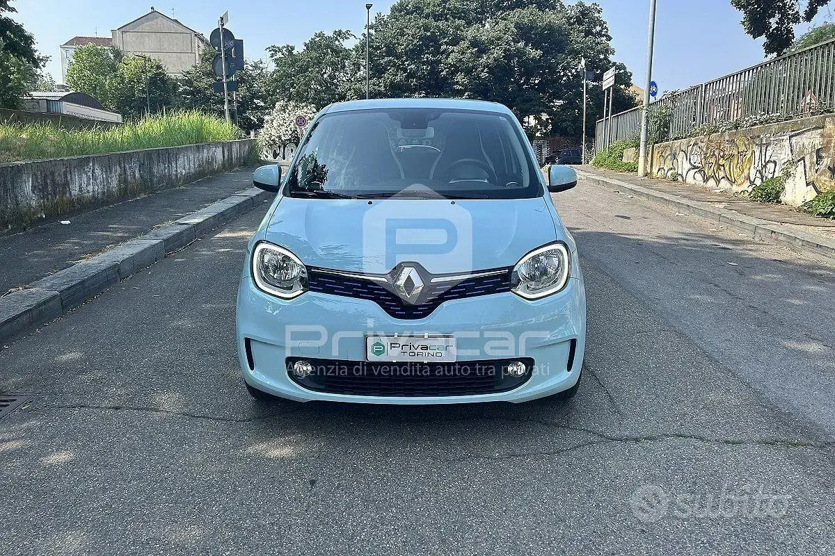 Usata Renault Twingo Intens 30 kW (42 CV) 2021 Bluazzurro Utilitaria