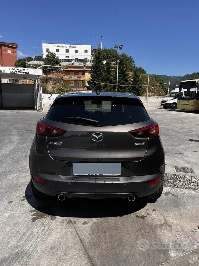 Usata Mazda CX-3 Exceed 105 CV (77 kW) 2017 Grigio SUV