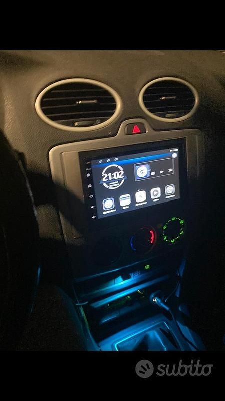 Usata Ford Focus 90 CV (66 kW) 2006 Grigio Station wagon