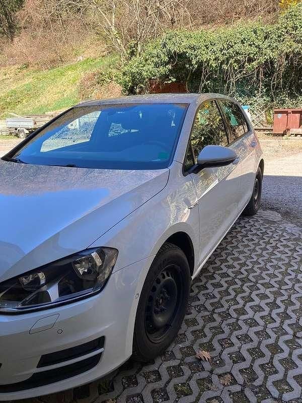 Usata VW Golf VII Highline 105 CV (77 kW) 2014 Bianco Berlina