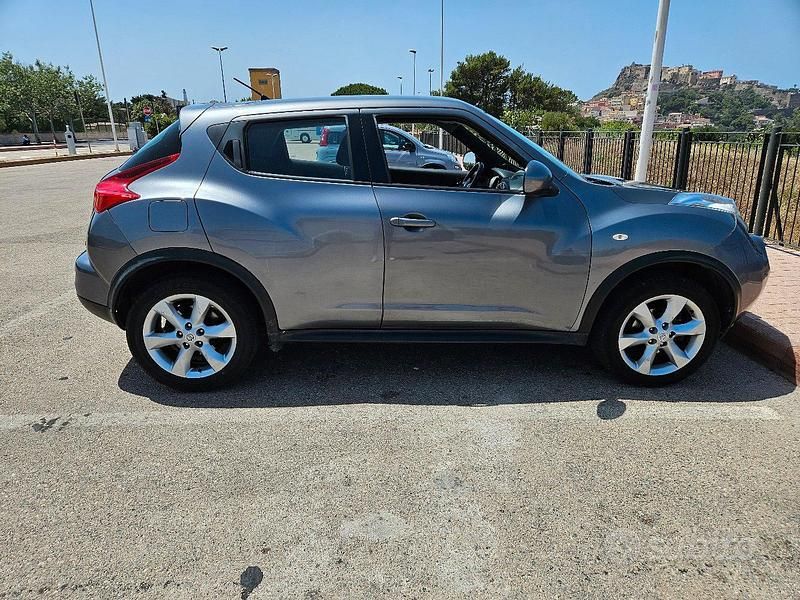 Usata Nissan Juke 110 CV (80 kW) 2013 Grigio SUV