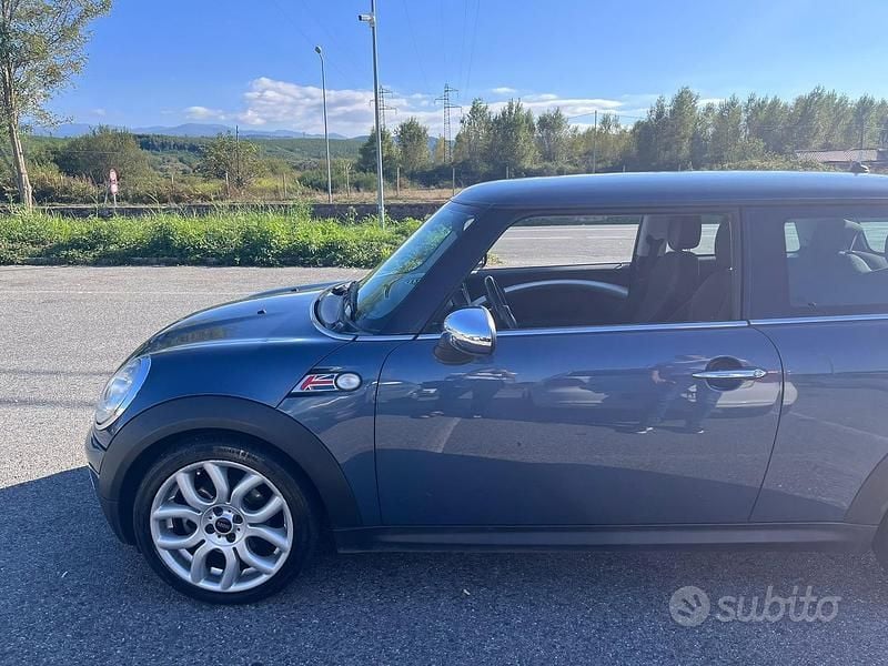 Usata Mini Cooper D 112 CV (82 kW) 2010 Utilitaria