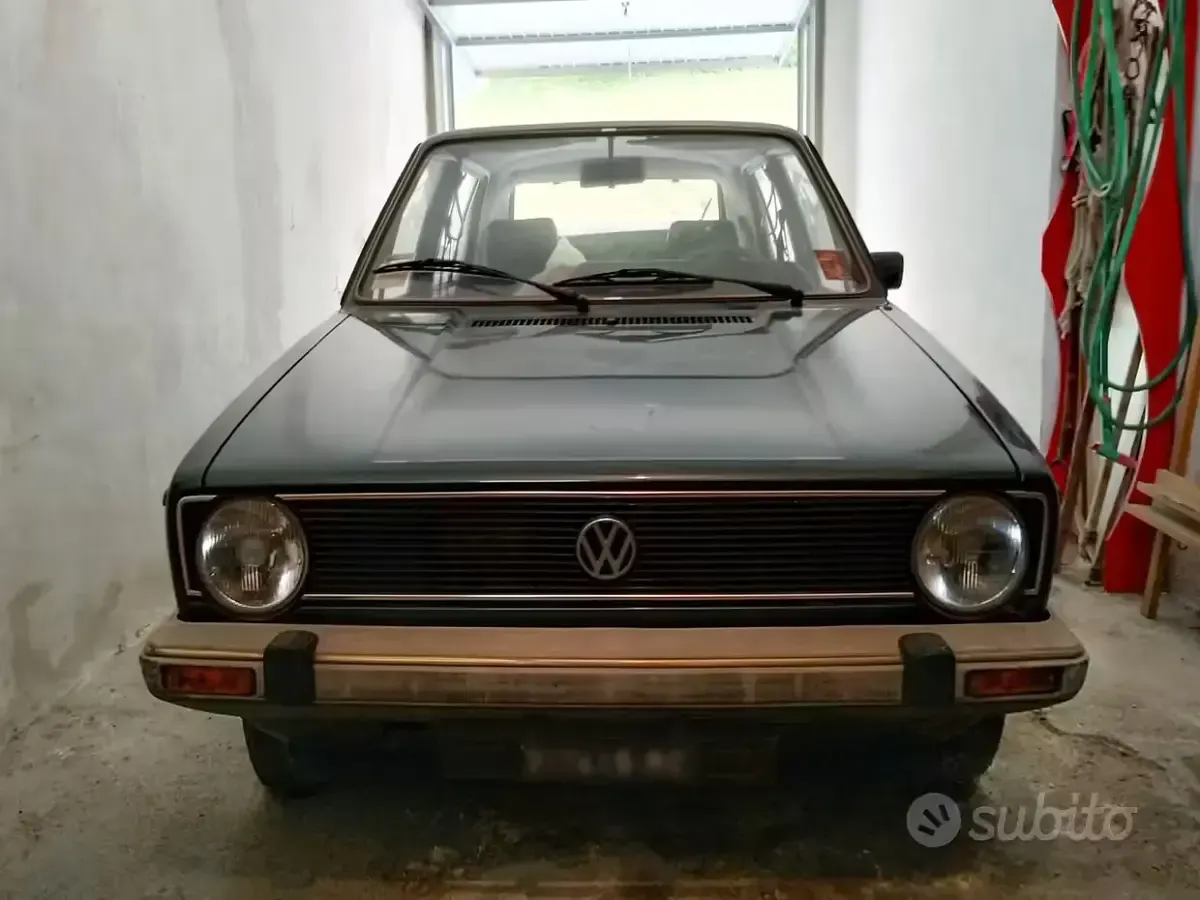 Usata VW Golf I 50 CV (36 kW) 1982 Verde Utilitaria