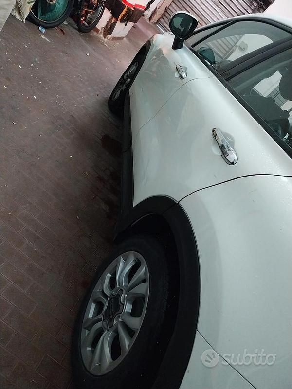 Usata Fiat 1600 120 CV (88 kW) 2015 Bianco Station wagon