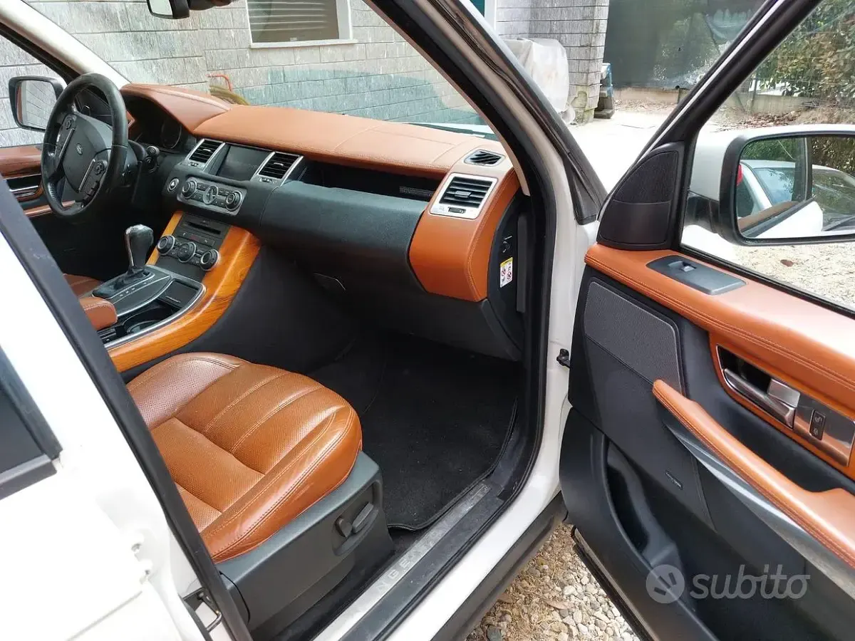 Usata Land Rover Range Rover HSE 2011 SUV
