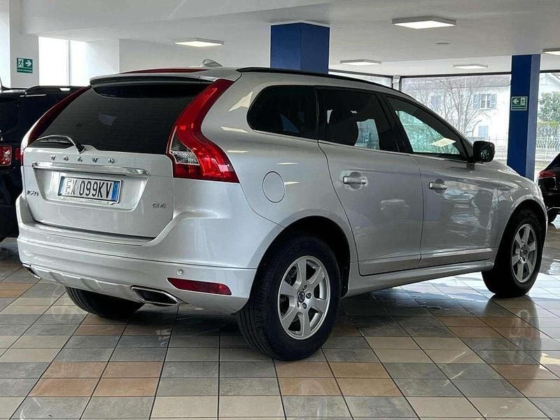 Usata Volvo XC60 Business Edition 190 CV (139 kW) 2015 Argento SUV