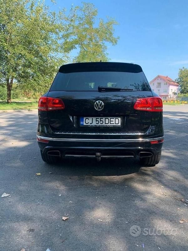 Usata VW Touareg 262 CV (192 kW) 2016 Nero SUV