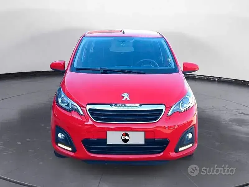 Occasion Peugeot 108 Active 69 PK (50 kW) 2015 Rood Sedan