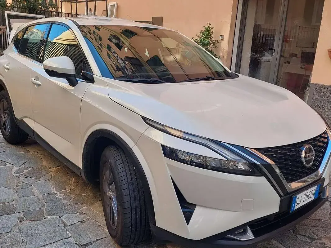Usata Nissan Qashqai 190 CV (139 kW) 2022 Bianco SUV