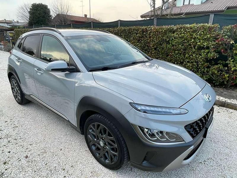 Usata Hyundai Kona XPrime 105 CV (77 kW) 2021 Grigio SUV