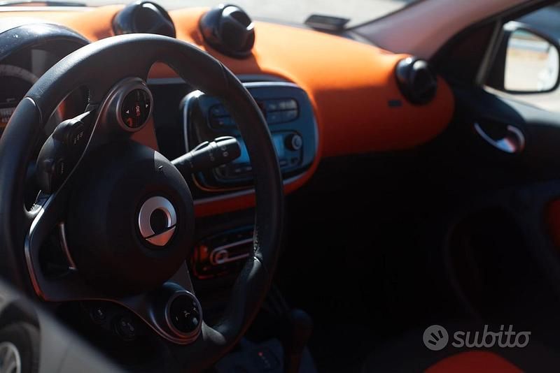 Usata Smart ForFour 71 CV (52 kW) 2016 Utilitaria