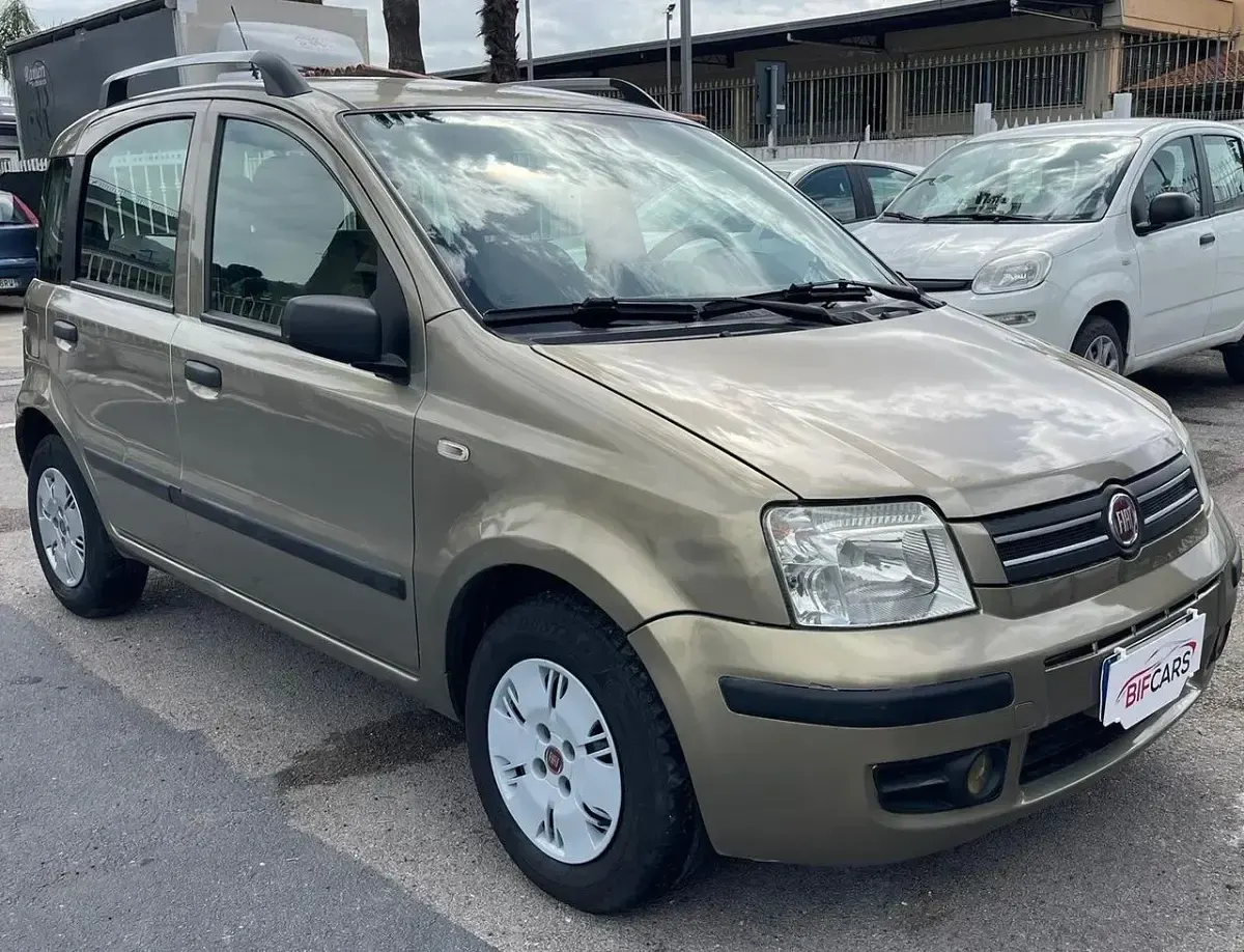 Usata Fiat Panda Dynamic 60 CV (44 kW) 2008 Oro Utilitaria