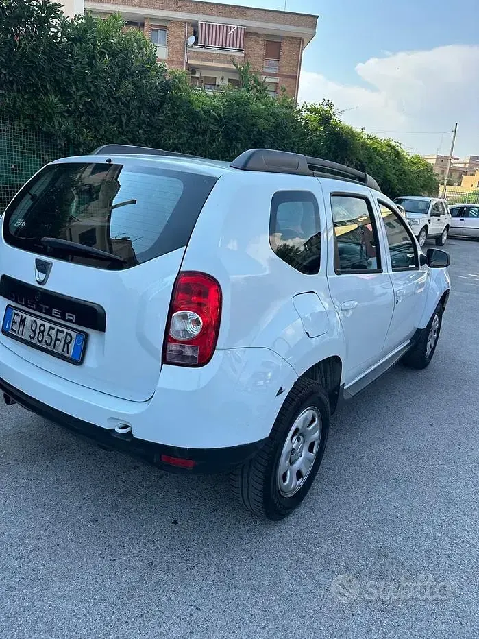 Usata Dacia Duster 102 CV (75 kW) 2012 Bianco SUV