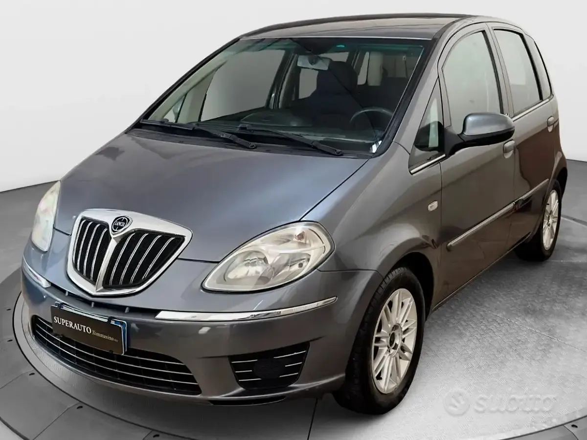 Usata Lancia Musa 90 CV (66 kW) 2010 Nero Monovolume
