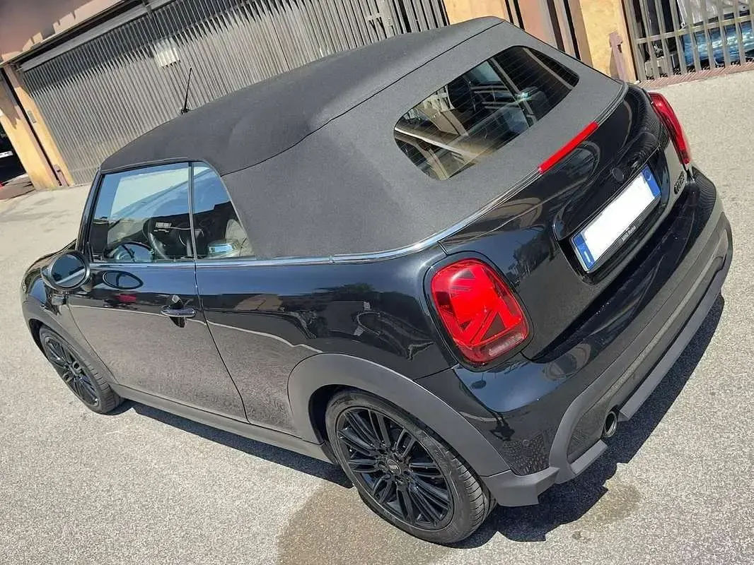 Usata Mini Cooper Cabriolet 136 CV (100 kW) 2024 Nero Cabrio