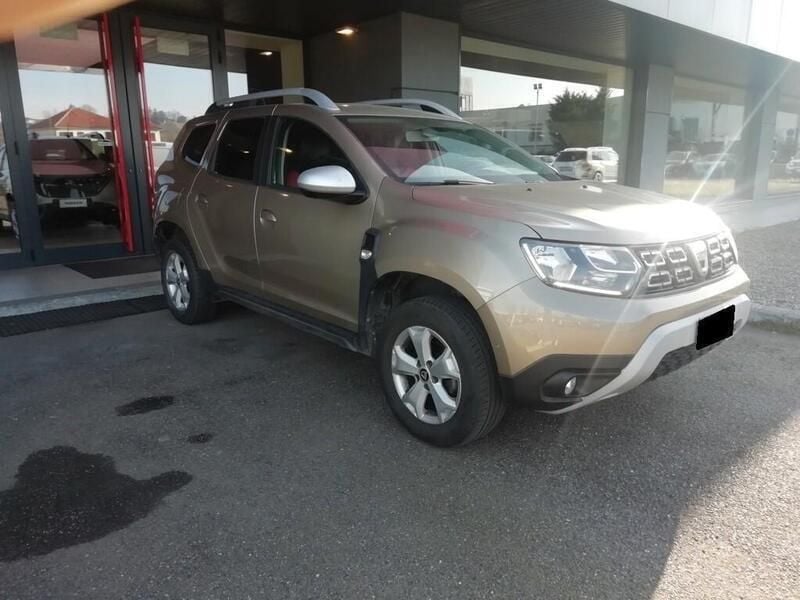 Usata Dacia Duster Prestige 116 CV (85 kW) 2019 Beige SUV