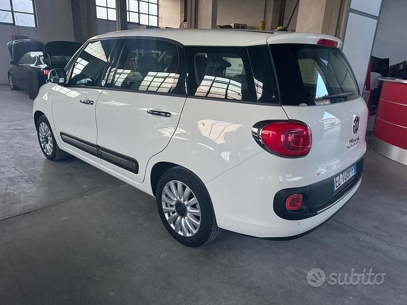 Usata Fiat 500L Business 120 CV (88 kW) 2015 Bianco Monovolume