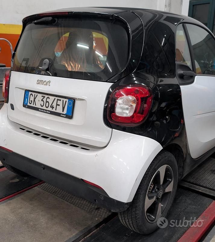 Usata Smart ForTwo Electric Drive Passion 60 kW (82 CV) 2022