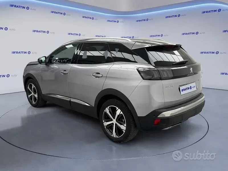 Usata Peugeot 3008 GT 131 CV (96 kW) 2022 Grigio SUV