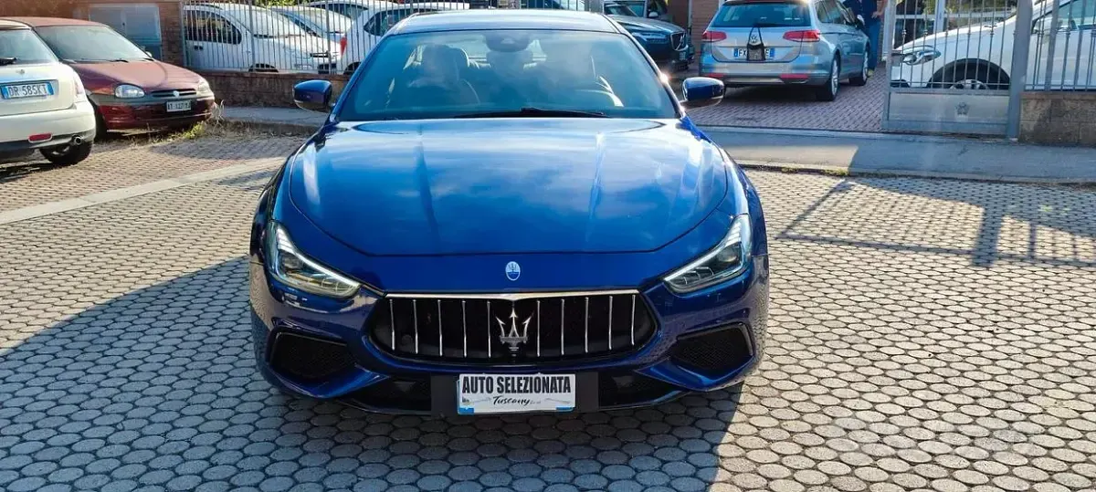 Usata Maserati Ghibli 430 CV (316 kW) 2018 Bluazzurro Berlina