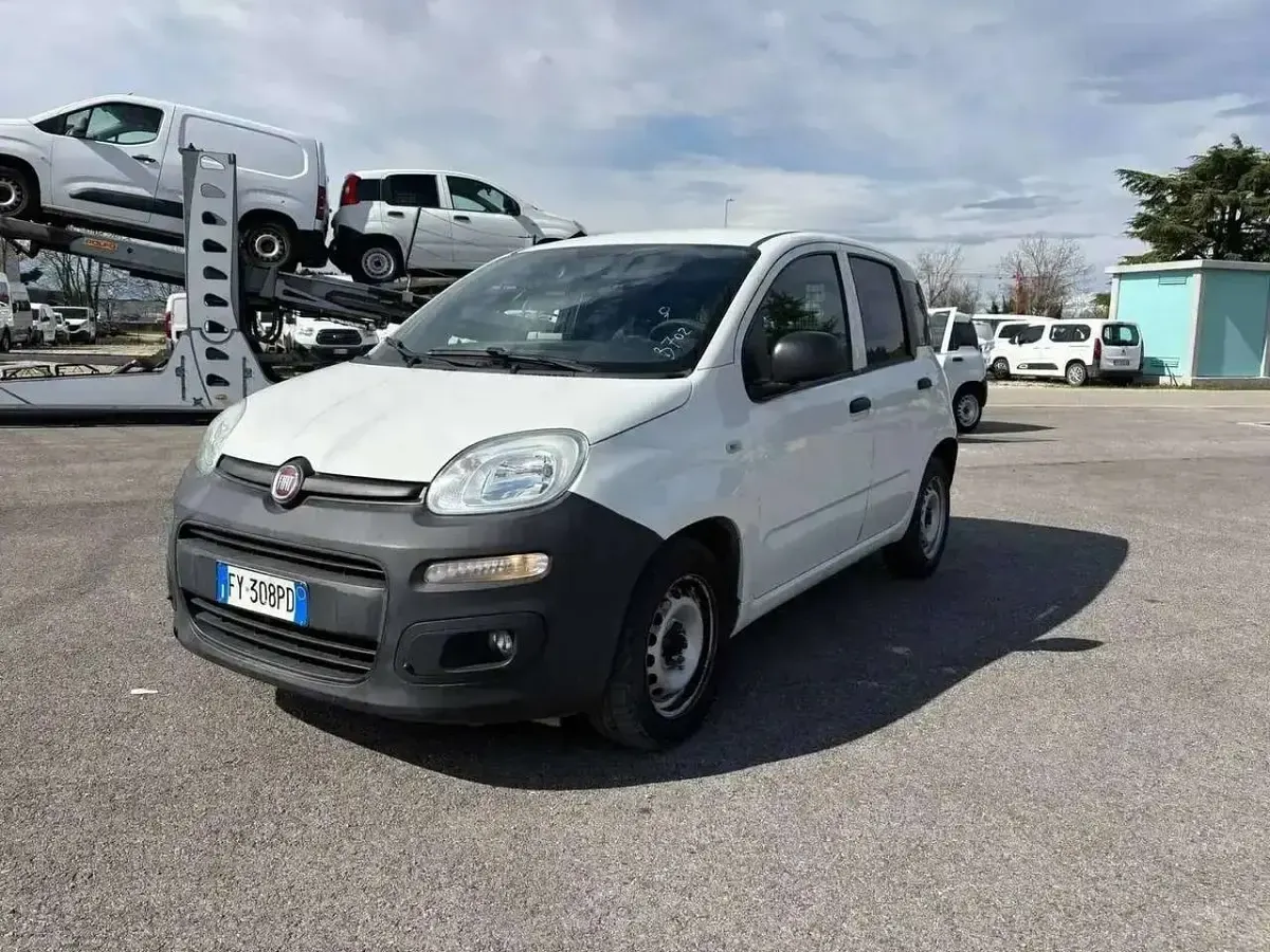 Usata Fiat Panda Pop 69 CV (50 kW) 2019 Bianco Utilitaria