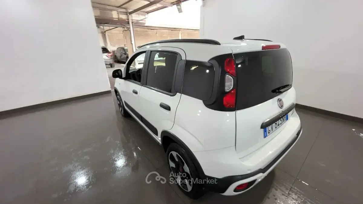 Usata Fiat Panda Cross Cross 69 CV (50 kW) 2024 Bianco Utilitaria