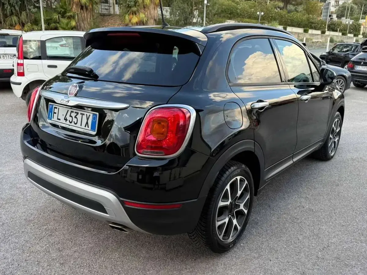 Usata Fiat 500 Cross 95 CV (69 kW) 2017 Nero Station wagon