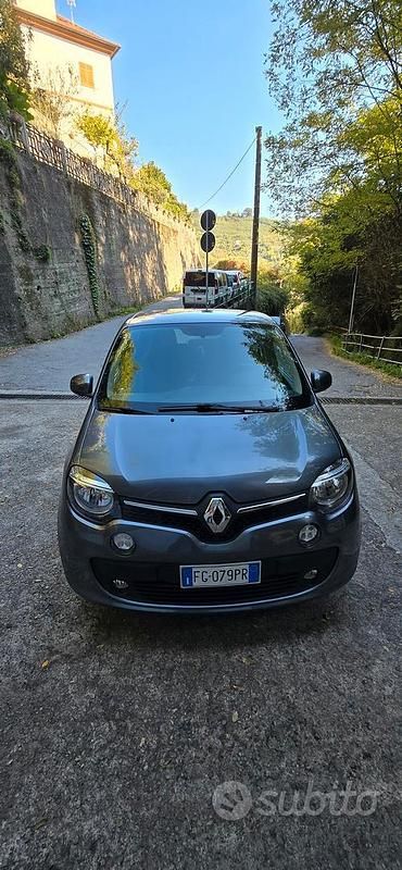 Usata Renault Twingo 90 CV (66 kW) 2017 Grigio Utilitaria