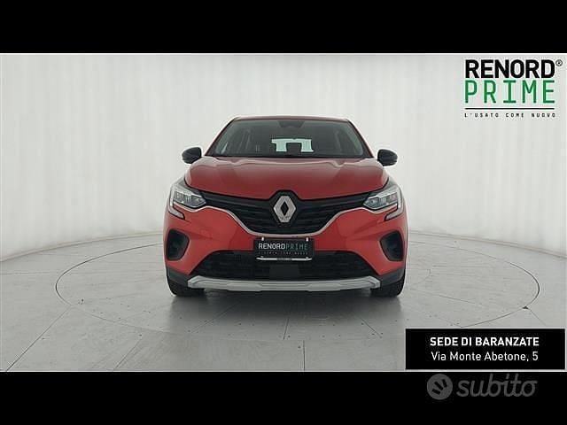 Usata Renault Captur Equilibre 101 CV (74 kW) 2022 Rosso SUV