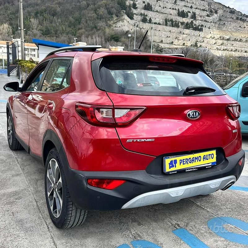 Usata Kia Stonic 120 CV (88 kW) 2017 SUV