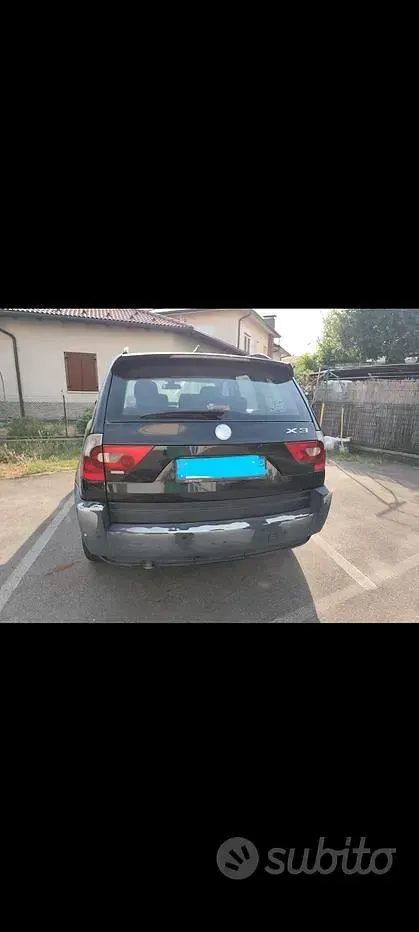 Usata BMW X3 150 CV (110 kW) 2005 Nero SUV
