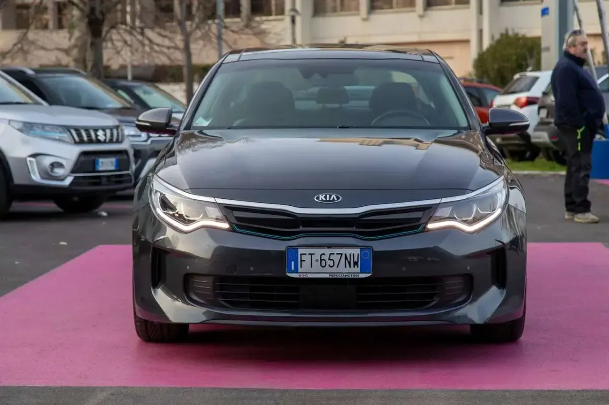 Usata Kia Optima Hybrid 156 CV (114 kW) 2019 Grigio Berlina