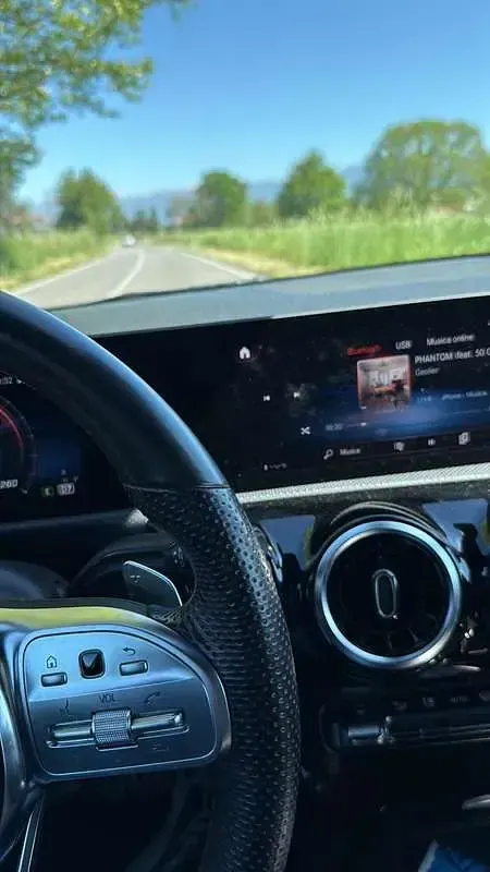 Usata Mercedes 180 Premium 116 CV (85 kW) 2019 Grigio Berlina