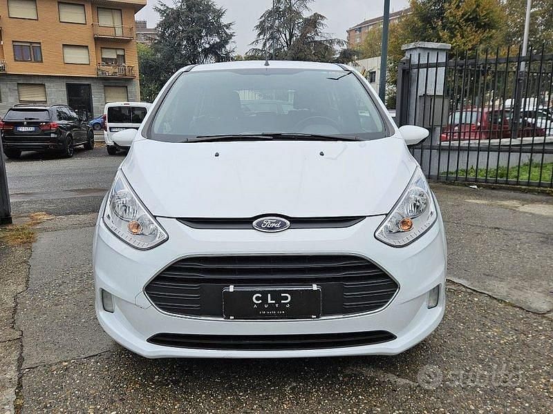 Usado Ford B-MAX Titanium 105 CV (77 kW) 2015 Blanco Monovolumen