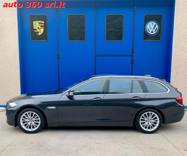 Usata BMW 530 Luxury Line 258 CV (189 kW) 2014 Antracite metallizzato Station wagon