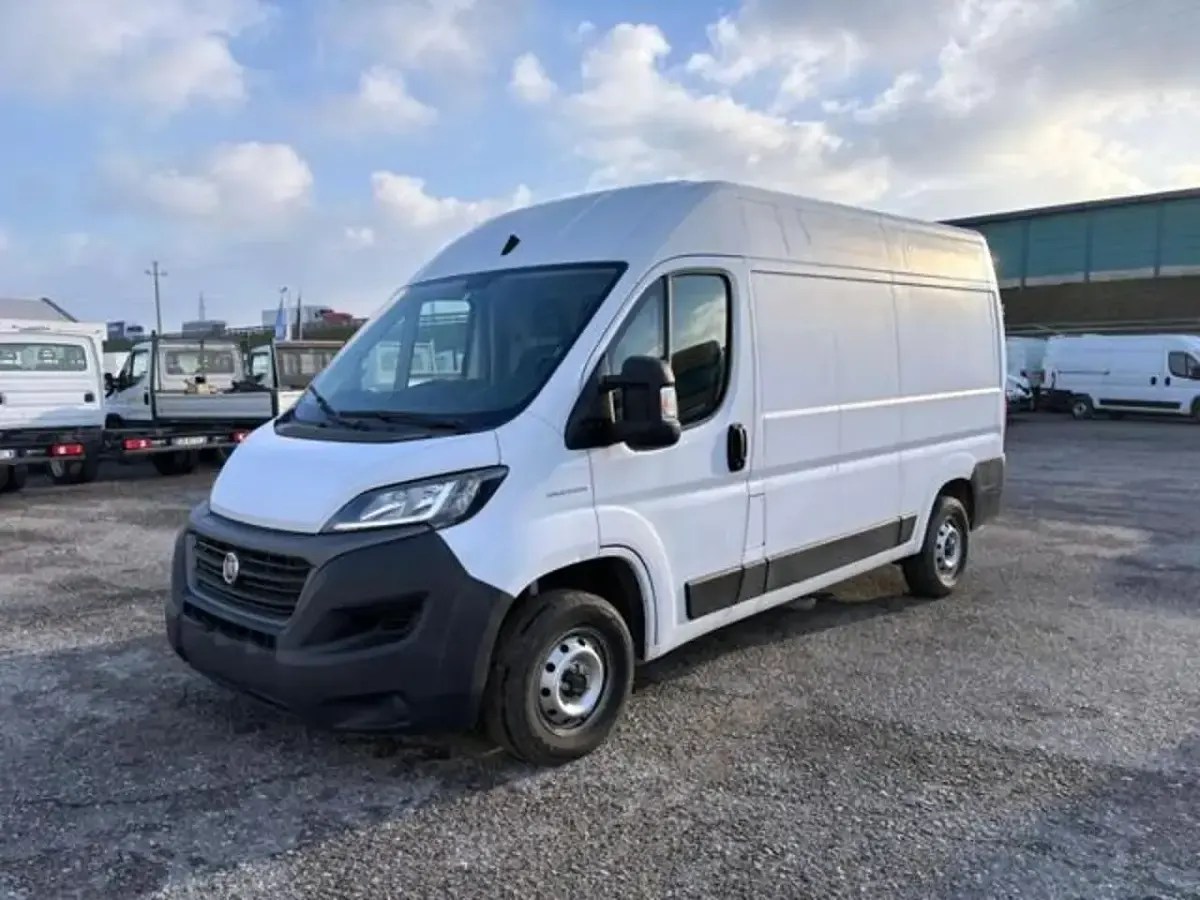 Usata Fiat Ducato 33 120 CV (88 kW) 2021 Furgone