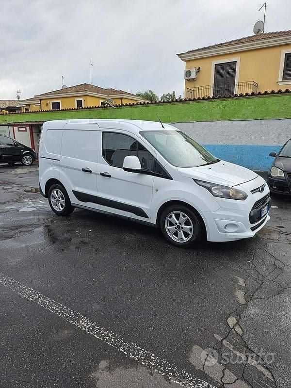 Usata Ford Transit Connect 2015 Bianco Monovolume