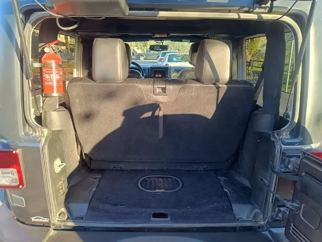 Usata Jeep Wrangler Sahara 200 CV (147 kW) 2016 SUV