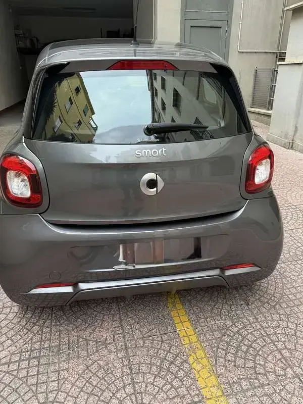 Usata Smart ForFour Superpassion 90 CV (66 kW) 2019 Utilitaria