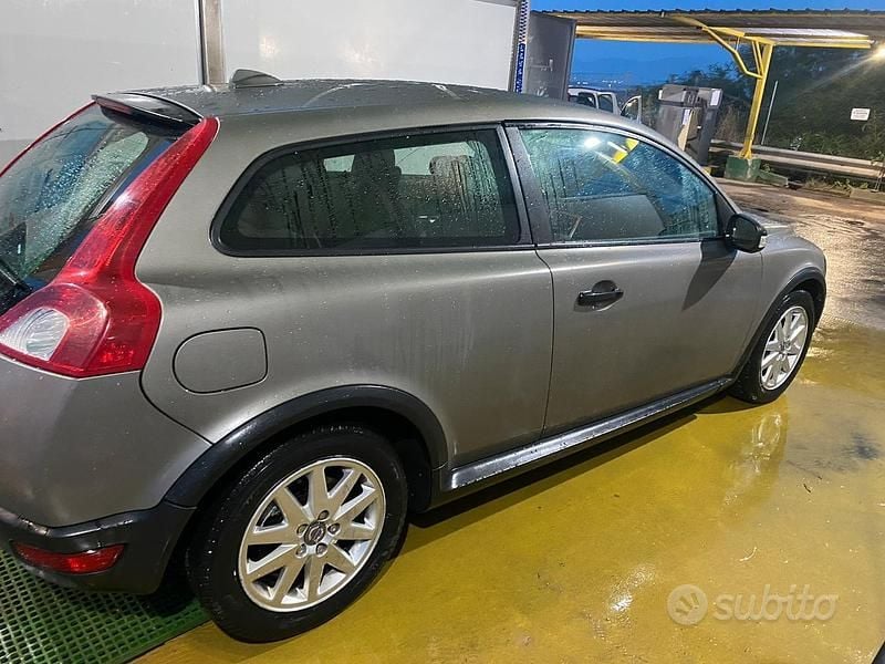 Usata Volvo C30 2008 Grigio Utilitaria