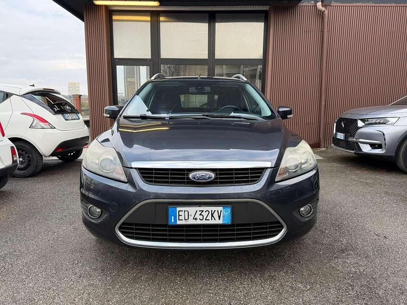 Usata Ford Focus Titanium 120 CV (88 kW) 2011 Grigio Station wagon