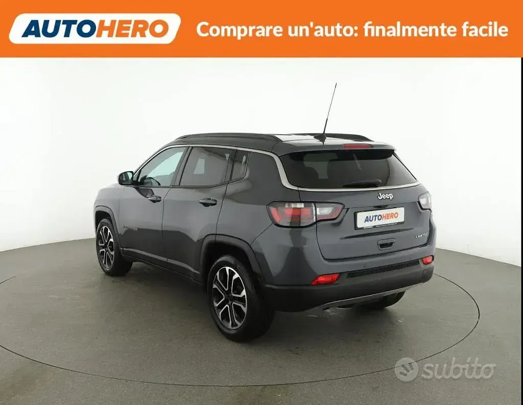 Usata Jeep Compass 131 CV (96 kW) 2022 Grigio SUV