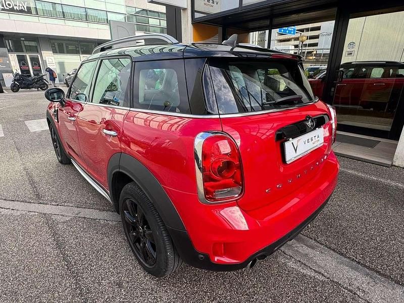 Usata Mini Cooper D Countryman Hype 150 CV (110 kW) 2017 Rosso SUV