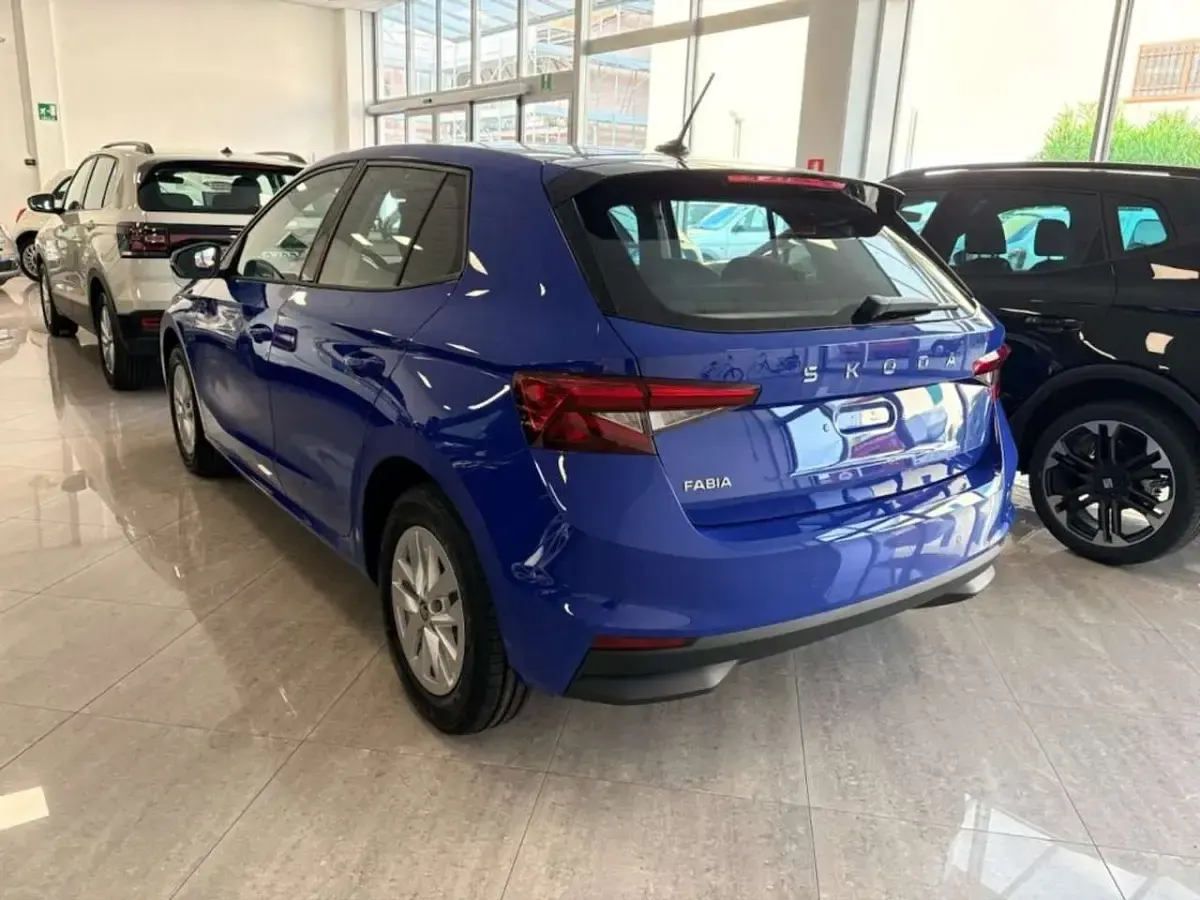Nuova Skoda Fabia Selection 80 CV (58 kW) 2026 Blu Utilitaria